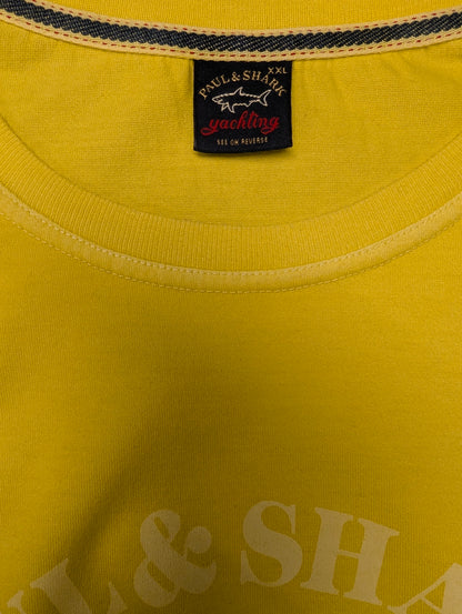 Paul & Shark shirt. Geel met opdruk. Maat 2XL / XXL.