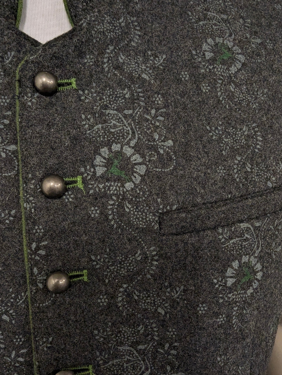 Alpin wollen gilet met binnenzak – grijs/groen motief – maat L