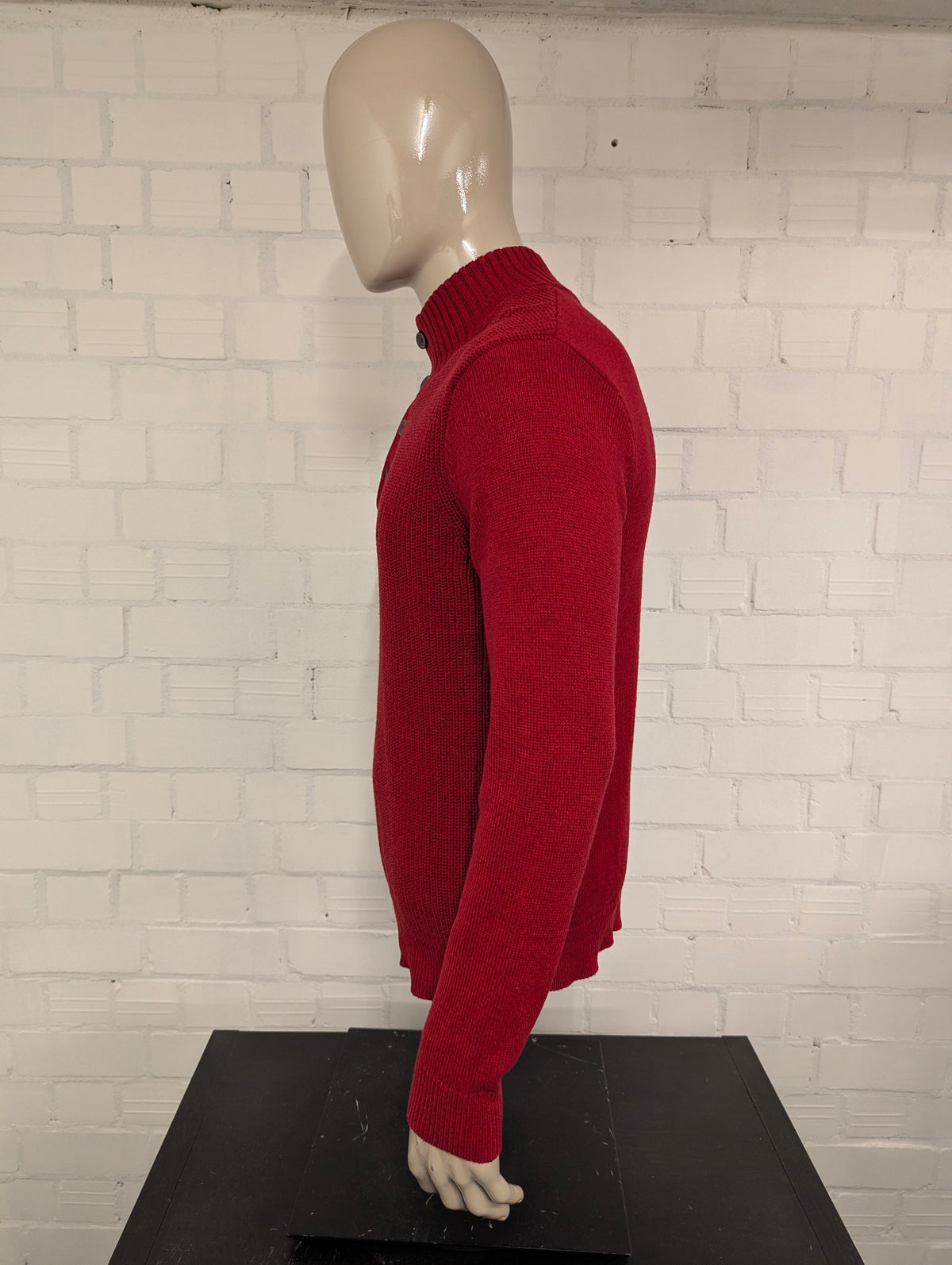 Nautica trui met knopen – rood gemêleerd – maat M