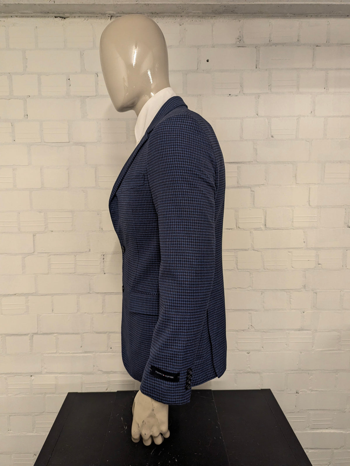 Tommy Hilfiger colbert. Blauw Bruin motief. Maat 48 / M.