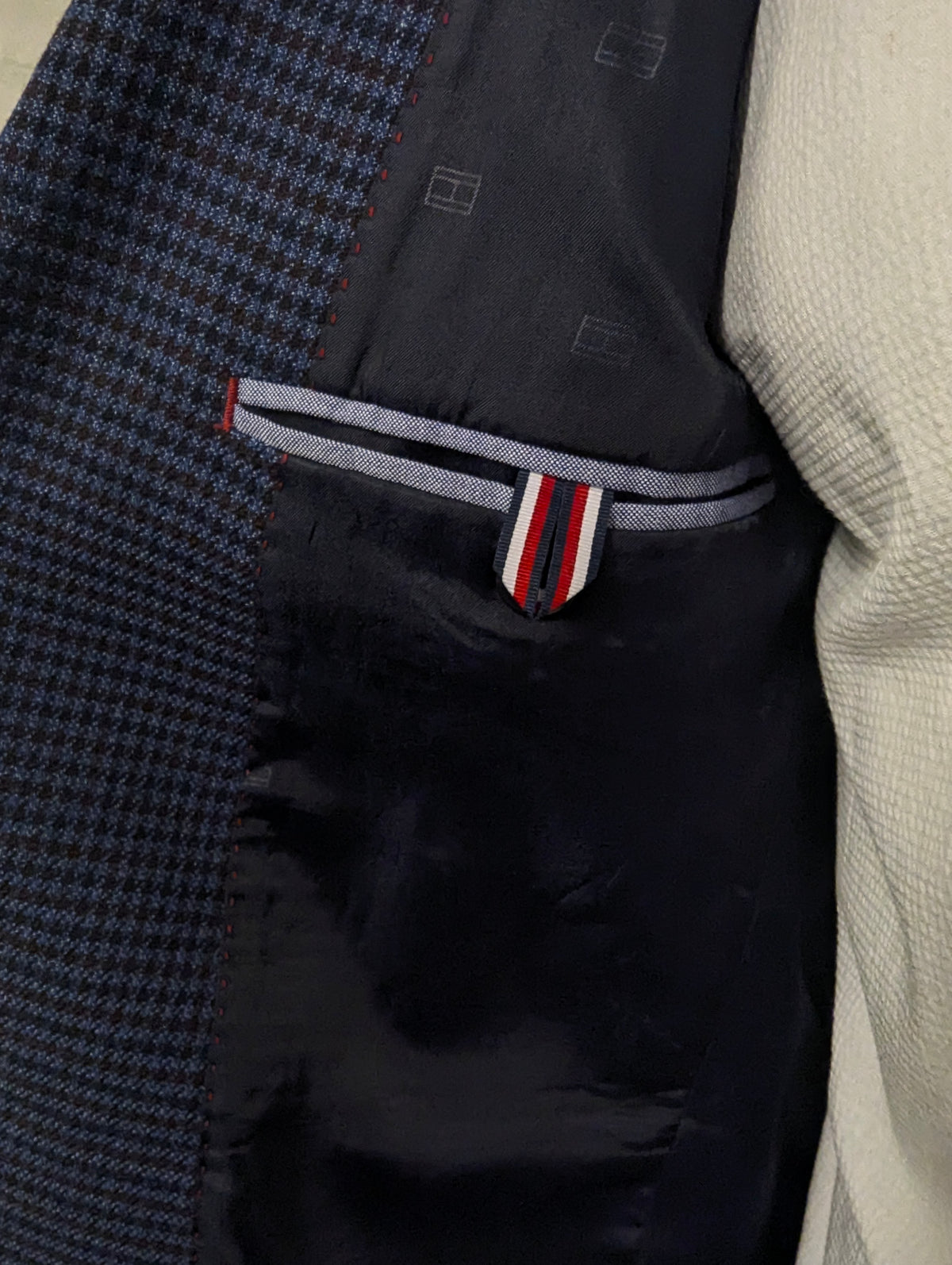 Tommy Hilfiger colbert. Blauw Bruin motief. Maat 48 / M.