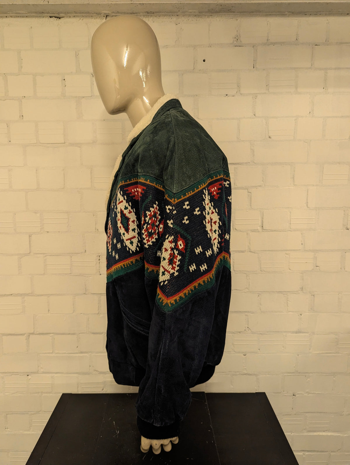 SouthWestern Aztec / Suede gevoerde winter jas / jack. Groen Rood Bruin gekleurd. Maat 52 / L.