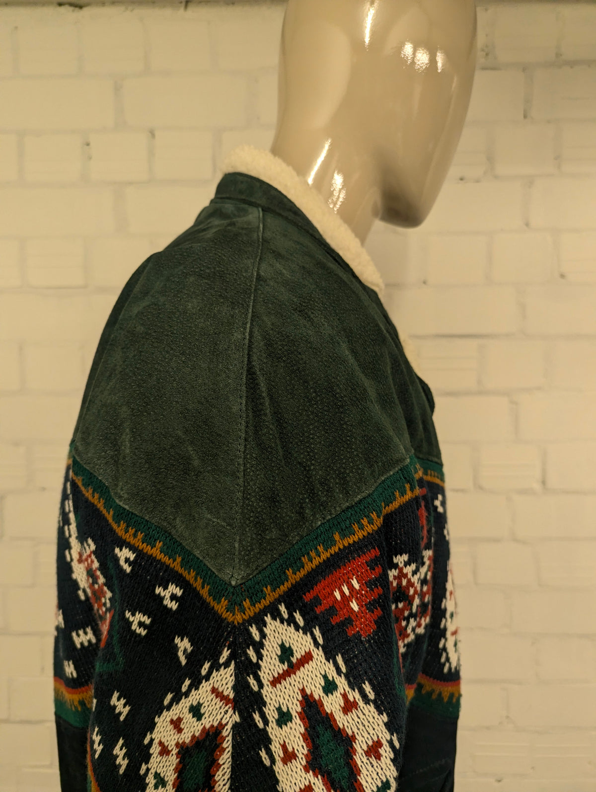 SouthWestern Aztec / Suede gevoerde winter jas / jack. Groen Rood Bruin gekleurd. Maat 52 / L.