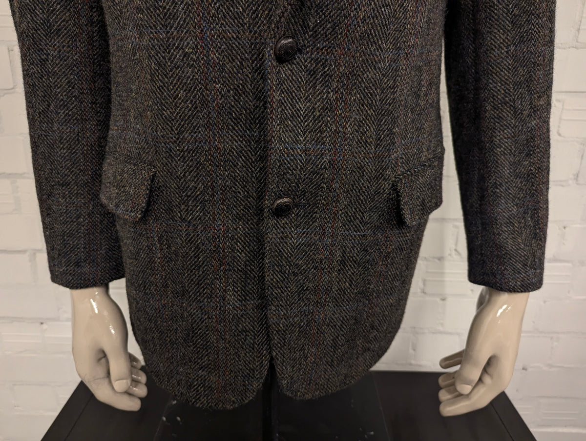 Barutti Harris Tweed colbert met elleboogstukken. Bruin Rood Blauw motief. Maat 52 / L.