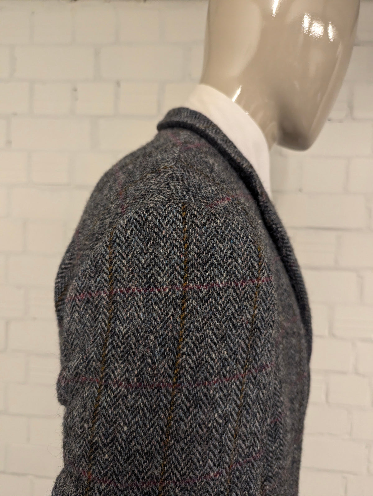 Walbusch Harris Tweed colbert. Grijs Zwart Roos Blauw Bruin motief. Maat 25 (50/M).