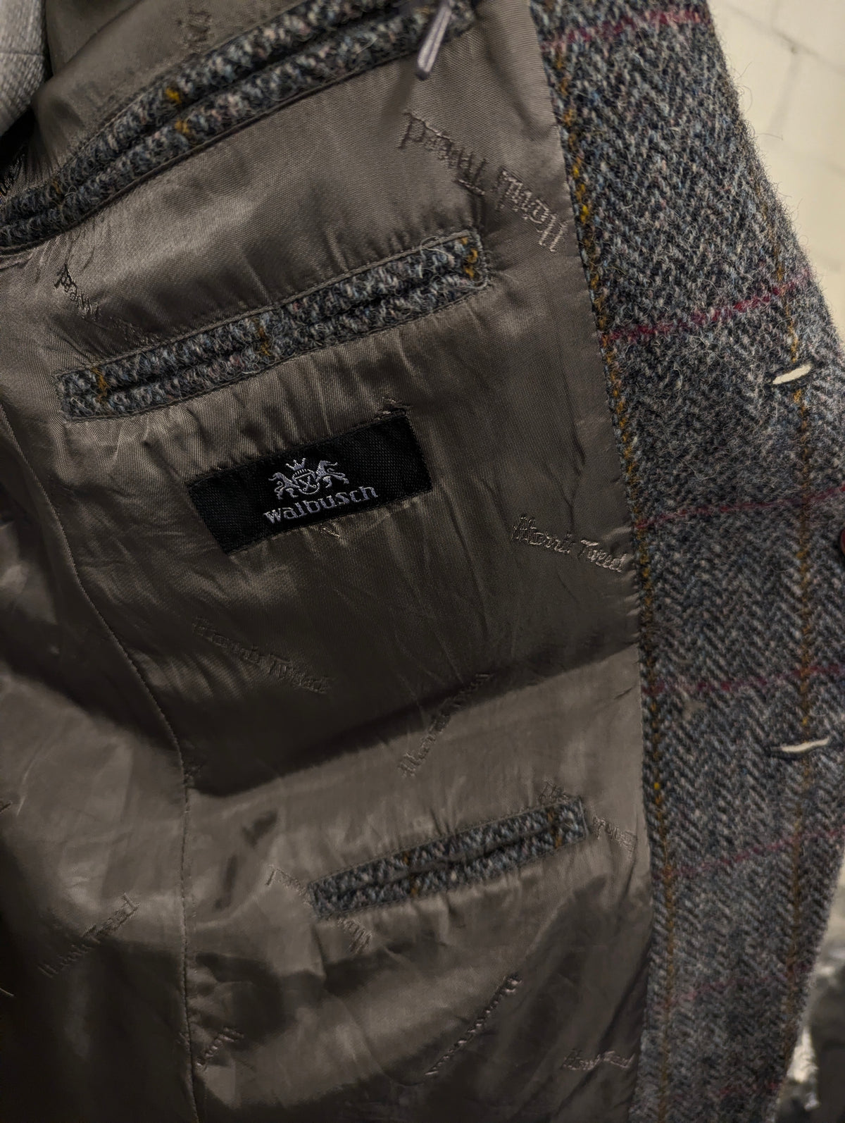 Walbusch Harris Tweed colbert. Grijs Zwart Roos Blauw Bruin motief. Maat 25 (50/M).