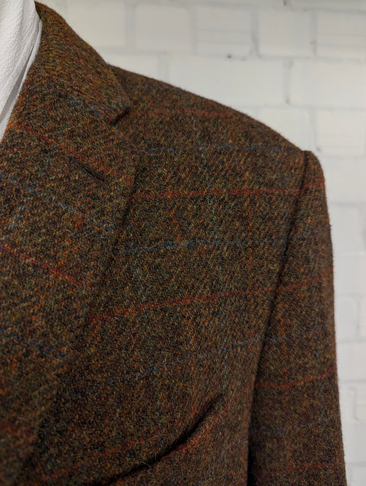 Walbusch Harris Tweed colbert. Groen Bruin Rood Blauw motief. Maat 56 / XL.