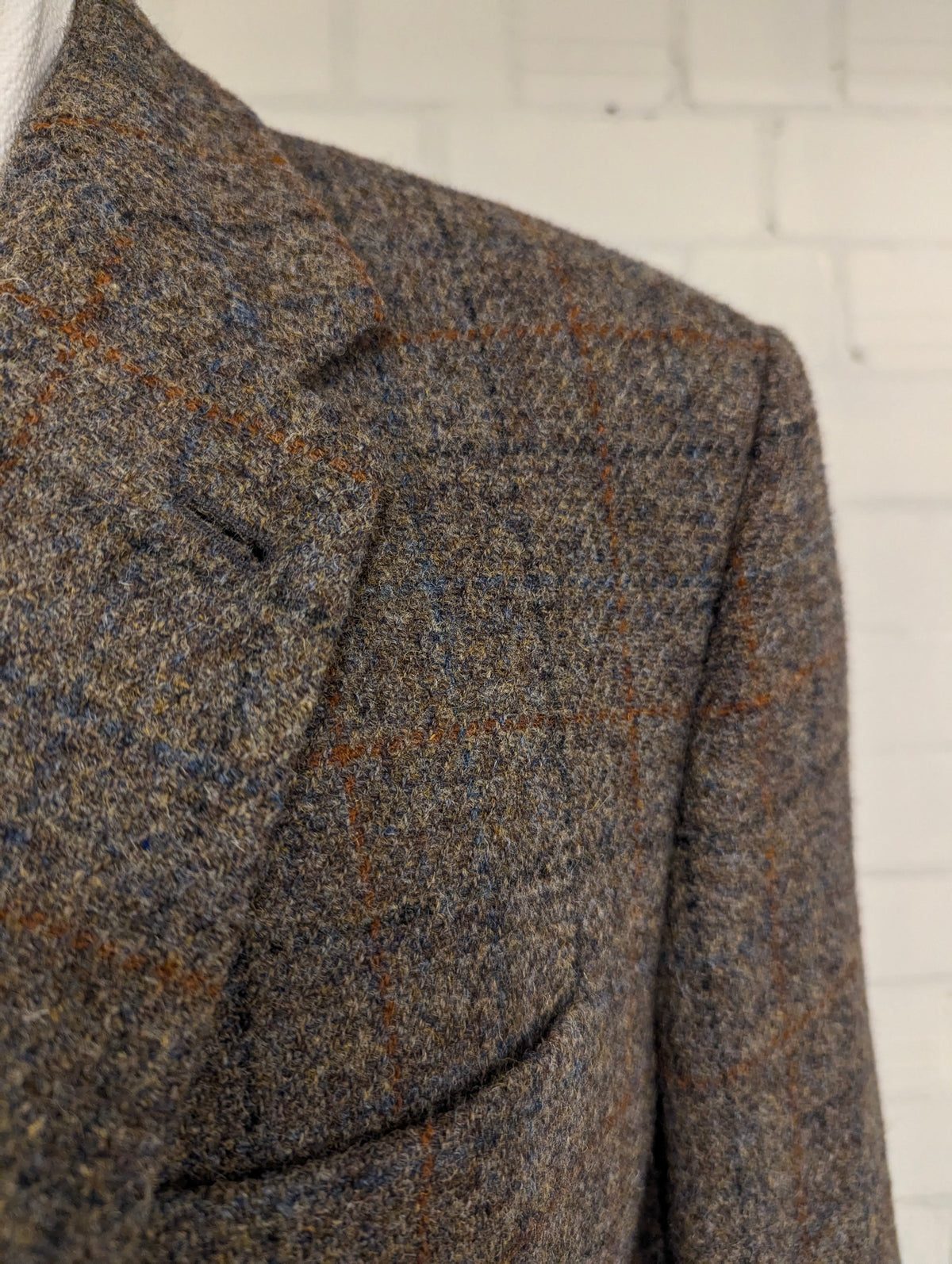 Walbusch Harris Tweed colbert. Kaki Bruin Oranje geruit. Maat 27 (54/L).