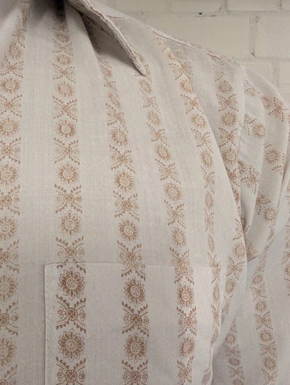 Vintage 70's Hentley overhemd met puntkraag. Beige Bruine print. Maat XL.