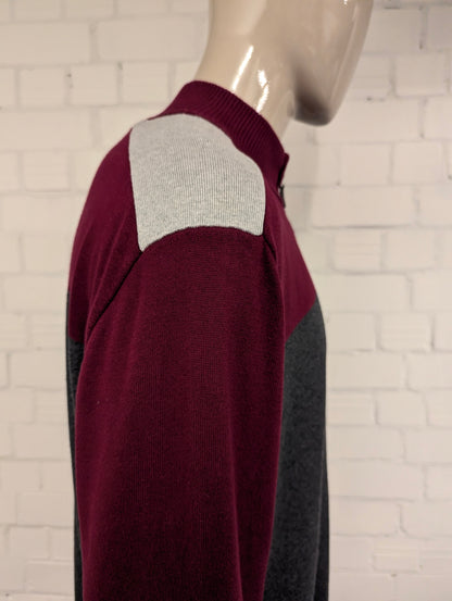 Nautica Quarter Zip trui met korte rits. Rood Grijs gekleurd. Maat 2XL / XXL.