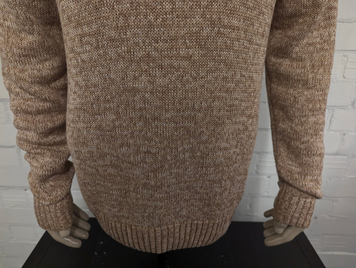 Chaps trui met elleboogstukken en knopen. Bruin Beige gemêleerd. Maat l.