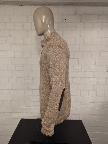 Chaps trui met elleboogstukken en knopen. Bruin Beige gemêleerd. Maat l.