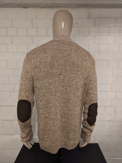 Chaps trui met elleboogstukken en knopen. Bruin Beige gemêleerd. Maat l.