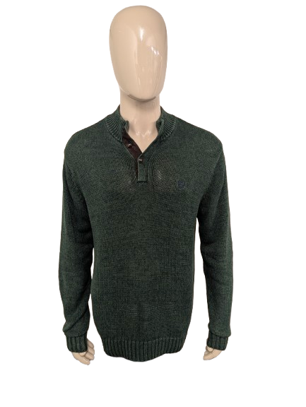 Chaps trui met elleboogstukken en knopen. Groen Blauw gemêleerd. Maat L.