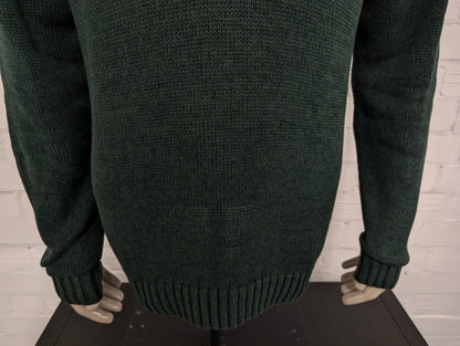 Chaps trui met elleboogstukken en knopen. Groen Blauw gemêleerd. Maat L.