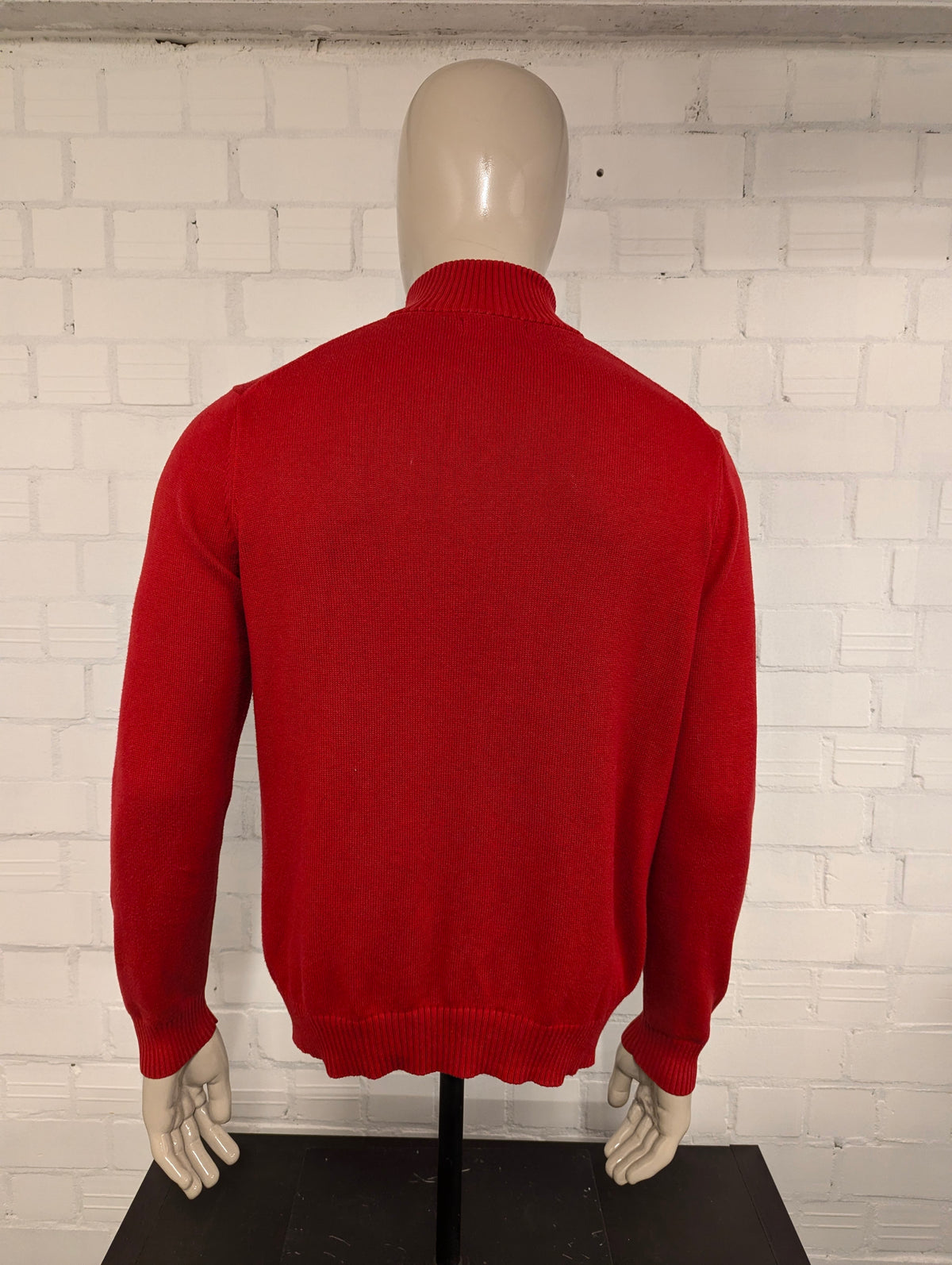 Nautica Quarter Zip trui met korte rits. Rood gekleurd. Maat M.