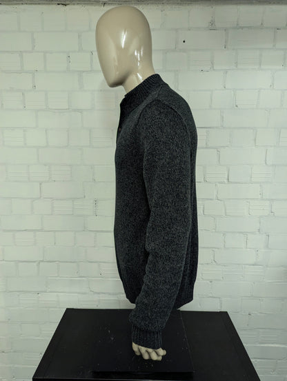 Chaps trui met knopen. Grijs Donker Blauw gemêleerd. Maat L.