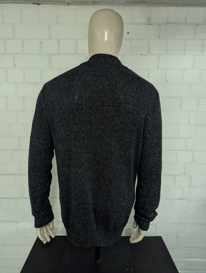 Chaps trui met knopen. Grijs Donker Blauw gemêleerd. Maat L.