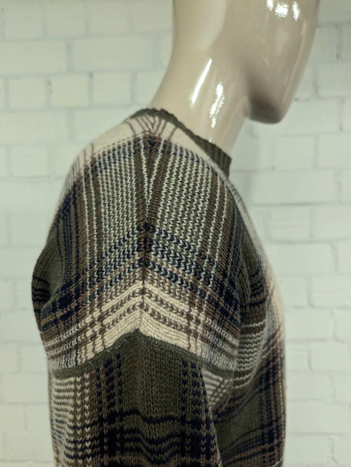 Nautica Wollen trui. Groen Bruin Donker Blauw geruit. Maat L. 20% Wol.