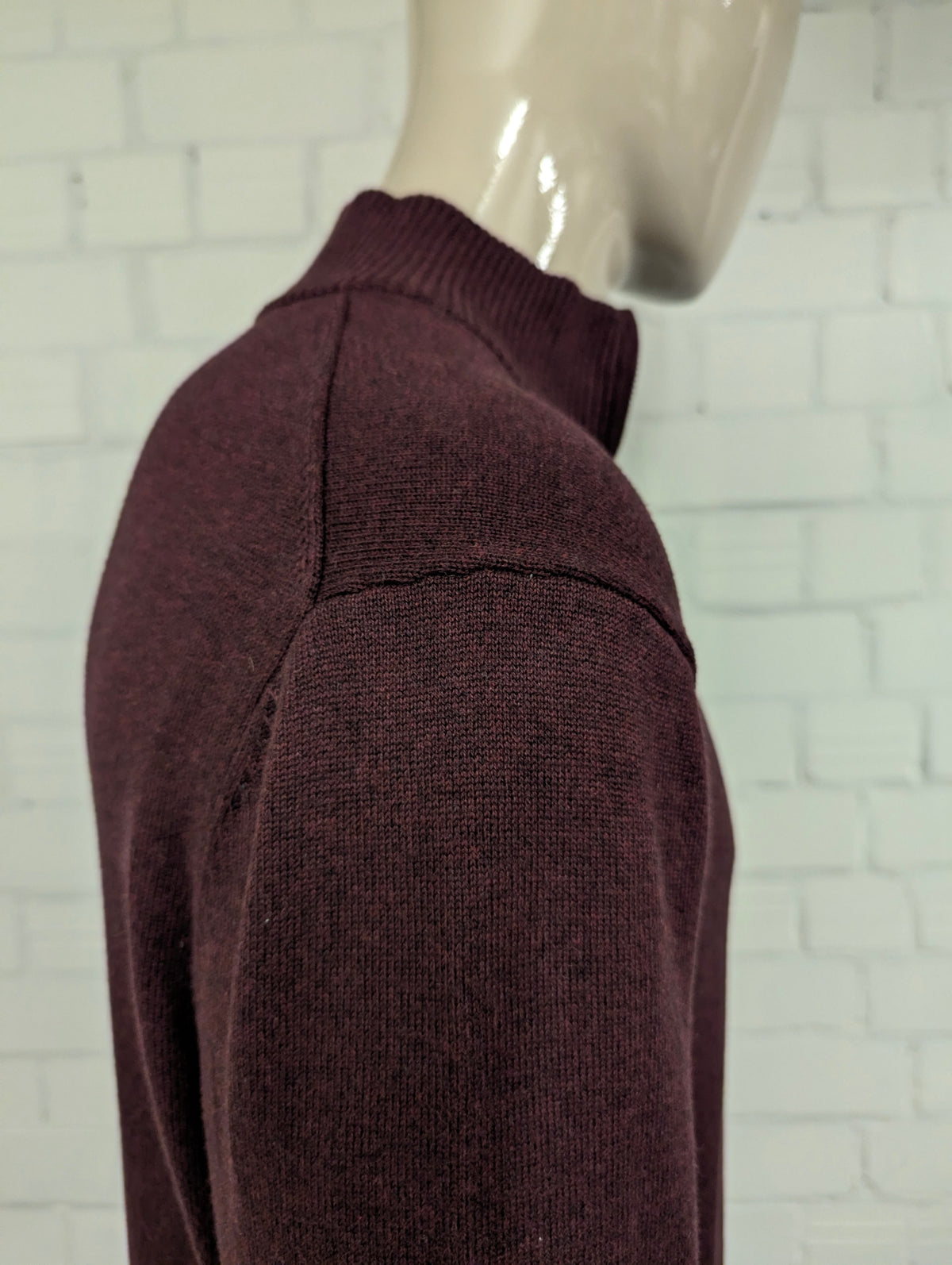 Nautica Quarter Zip trui met korte rits. Bordeaux Donker Blauw gemêleerd. Maat L.