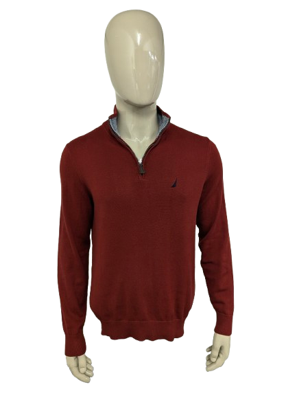 Nautica Quarter Zip trui met korte rits. Donker Rood gekleurd. Maat L.