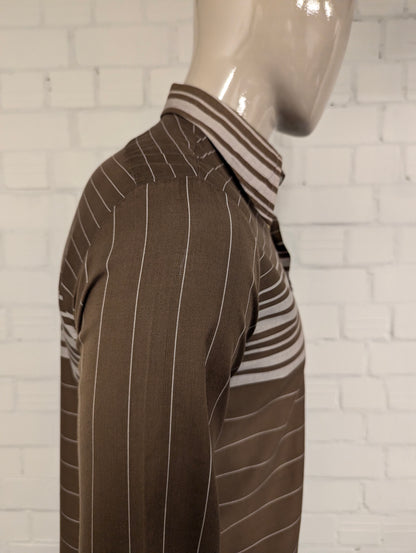 Vintage 70's overhemd met puntkraag. Bruin gestreept. Maat M. #731.