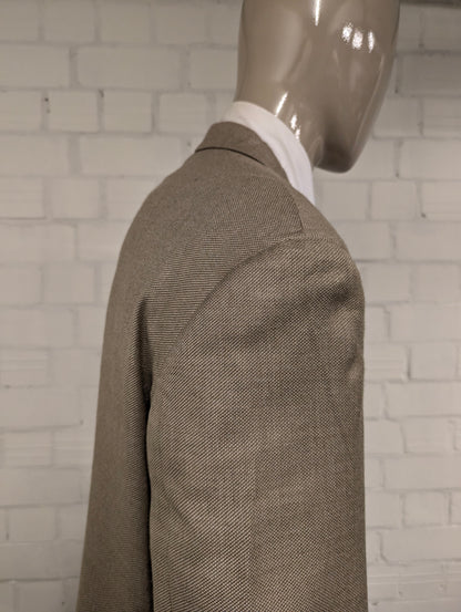Chaps Colbert. Beige gemêleerd. Maat 56 / XL.