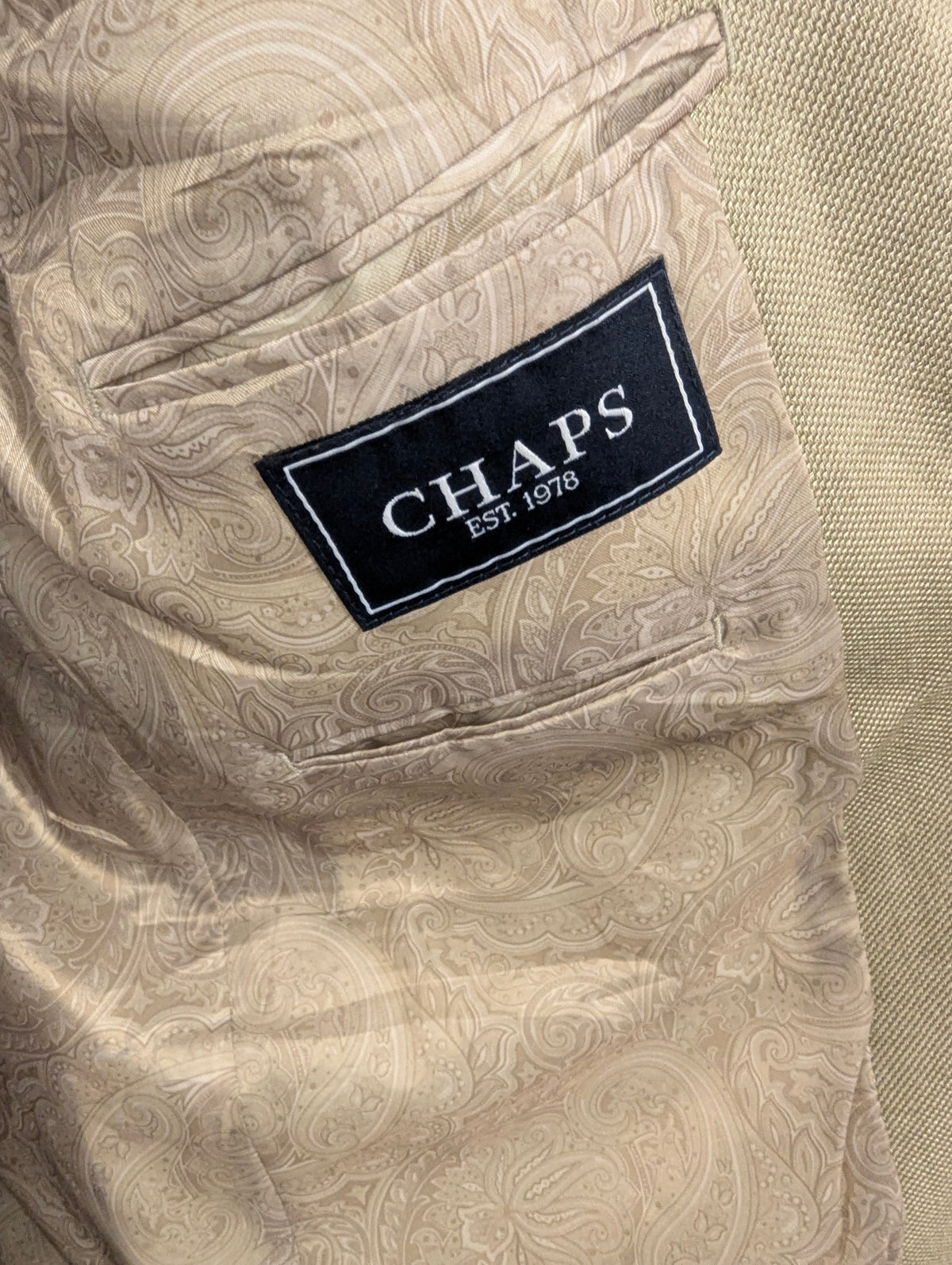 Chaps Colbert. Beige gemêleerd. Maat 56 / XL.