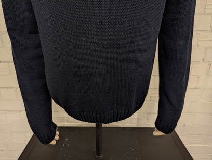Chaps Quarter Zip trui met korte rits. Donker Blauw gekleurd. Maat XL.