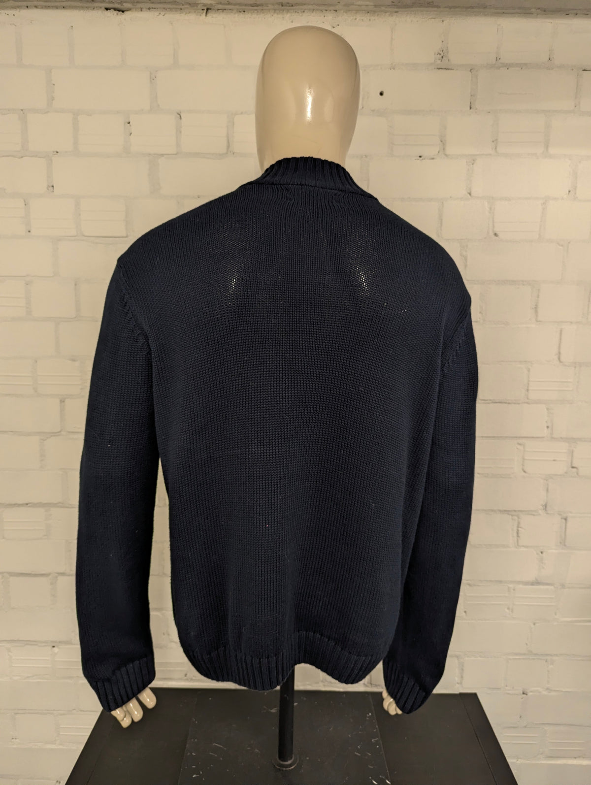 Chaps Quarter Zip trui met korte rits. Donker Blauw gekleurd. Maat XL.
