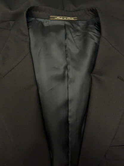 Corneliani Merino Wollen Kostuum. Donker Blauw gekleurd. Gecombineerde maat. Super 150's. #830. Pantalon maat 52. Colbert maat 54.
