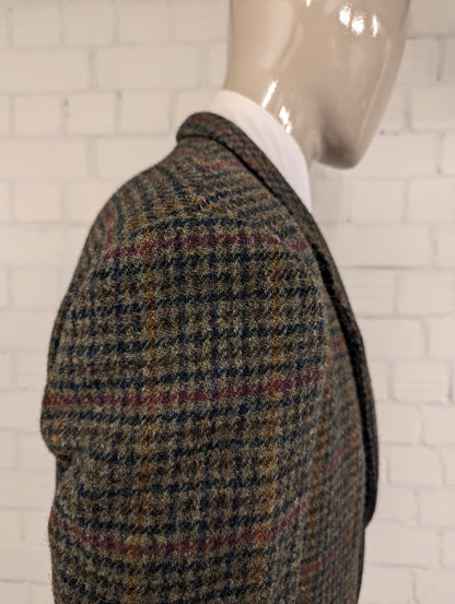 Benvenuto Harris Tweed colbert. Groen Rood Blauw motief. Maat 27 (54/L).