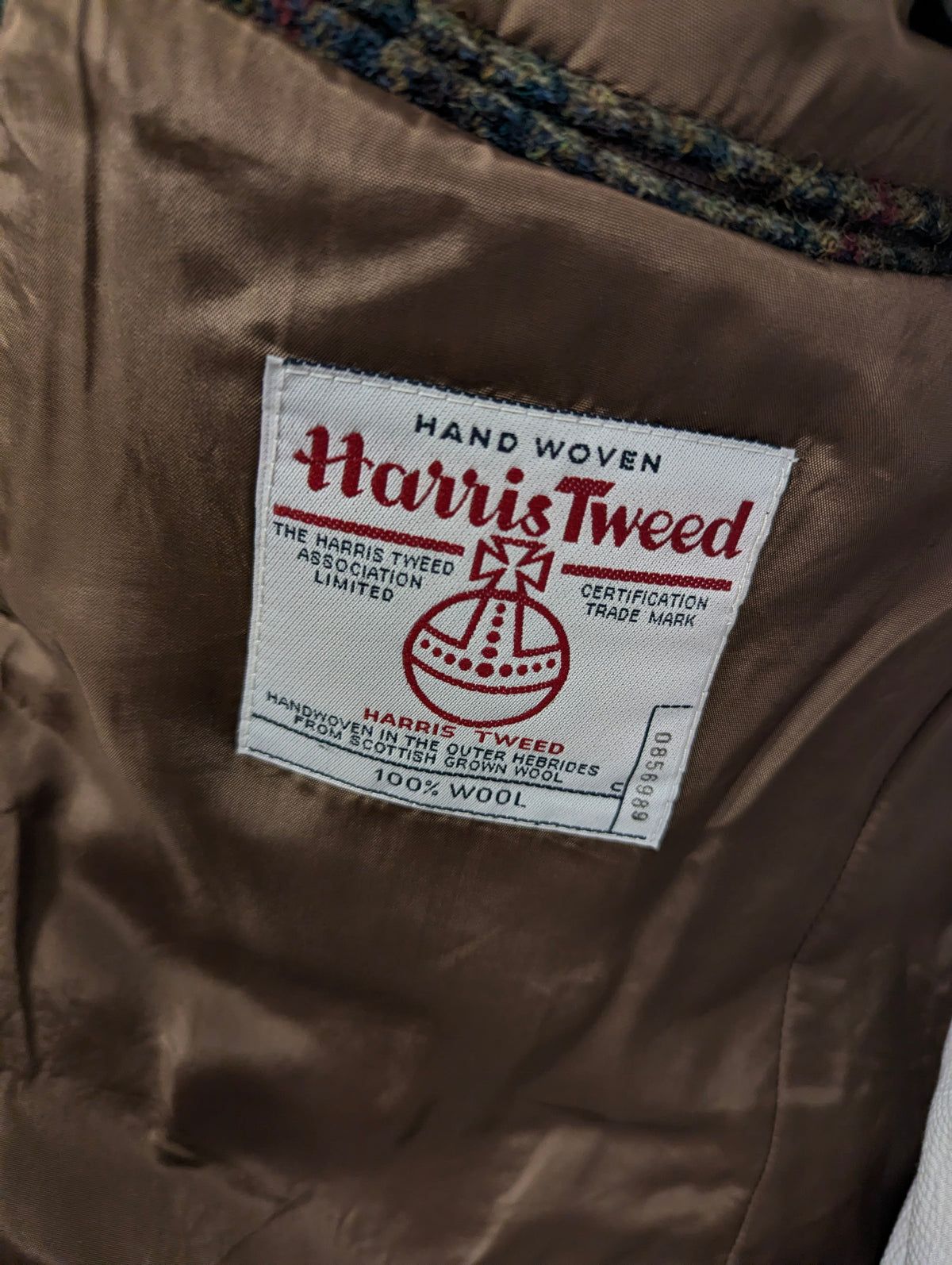 Benvenuto Harris Tweed colbert. Groen Rood Blauw motief. Maat 27 (54/L).