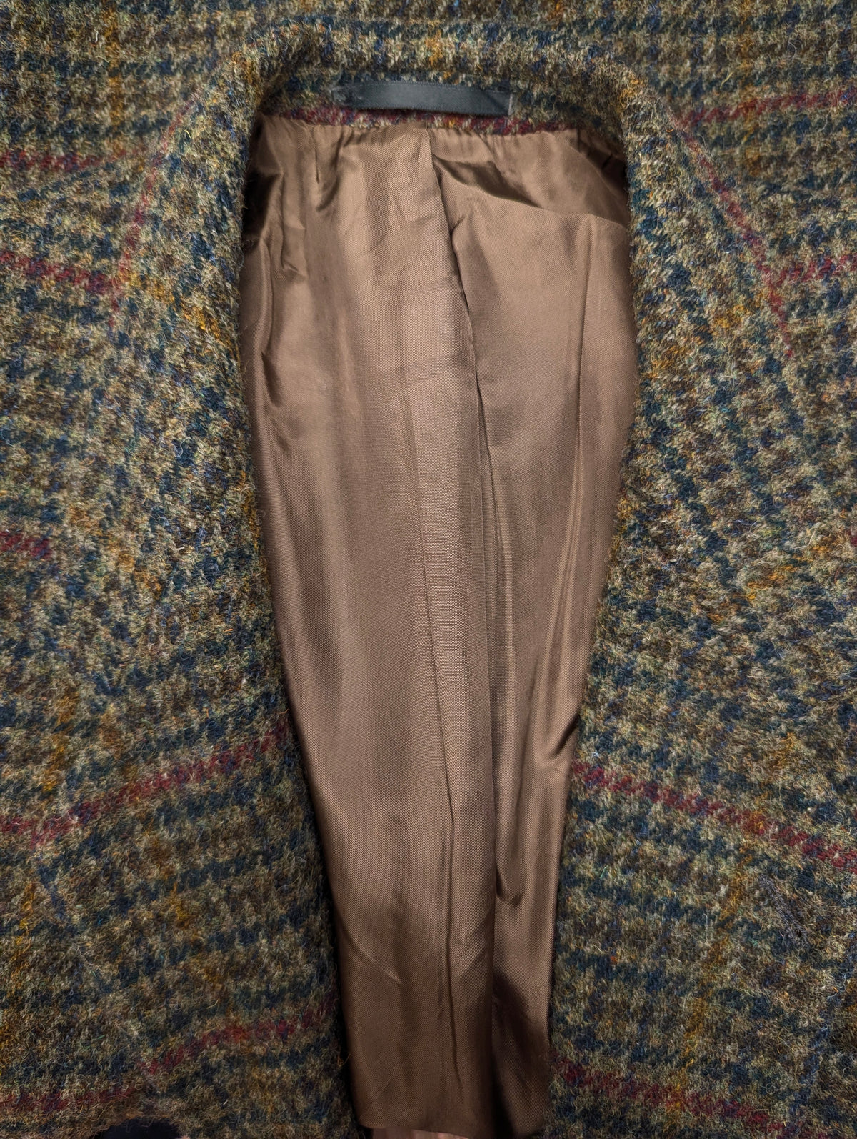 Benvenuto Harris Tweed colbert. Groen Rood Blauw motief. Maat 27 (54/L).