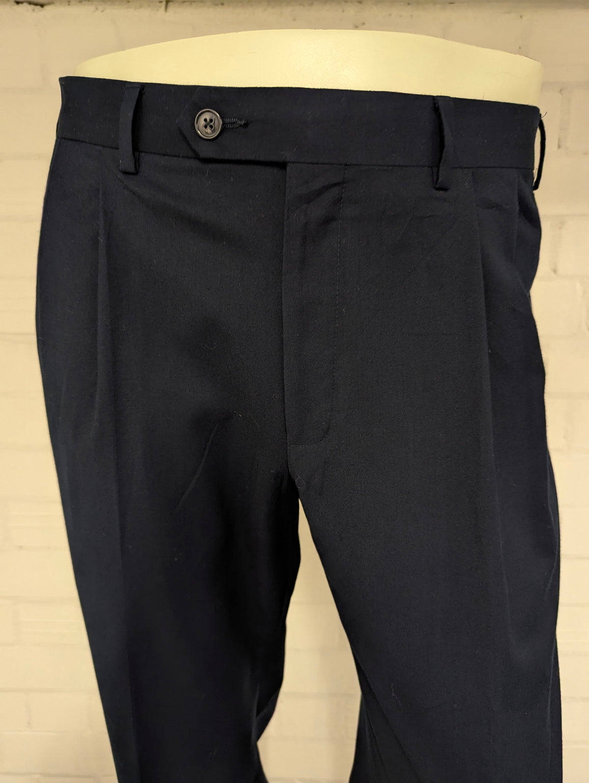 Lauren Ralph Lauren broek / pantalon. Donker Blauw gekleurd. Maat 50.