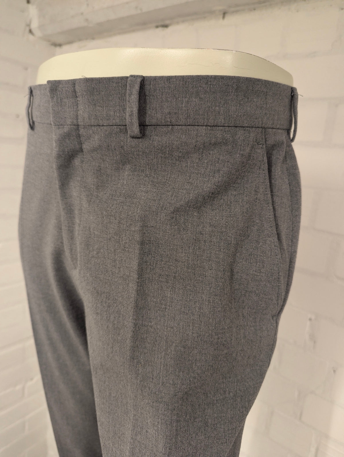 Pantaloni/pantaloni Lauren Ralph Lauren. Grigio misto. vestibilità slim. Taglia 50.