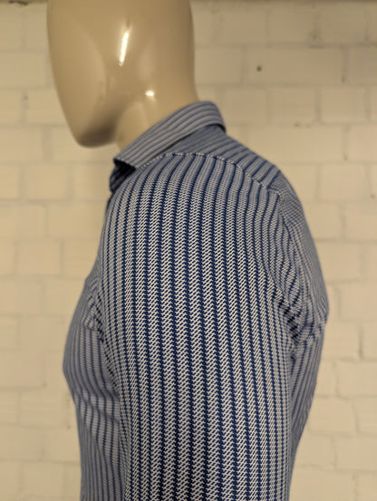 Olymp No6 overhemd. Blauw Witte print. super slim. Maat M.