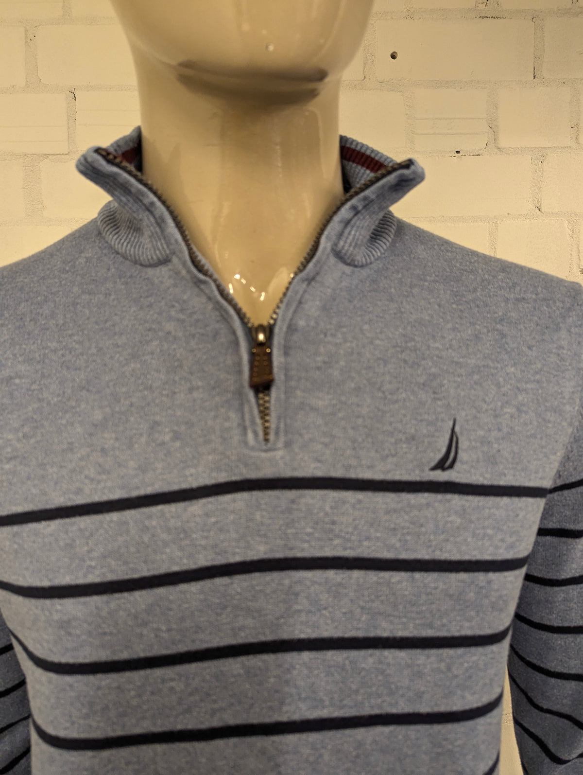 Nautica Quarter Zip trui met korte rits. Blauw gestreept. Maat M.