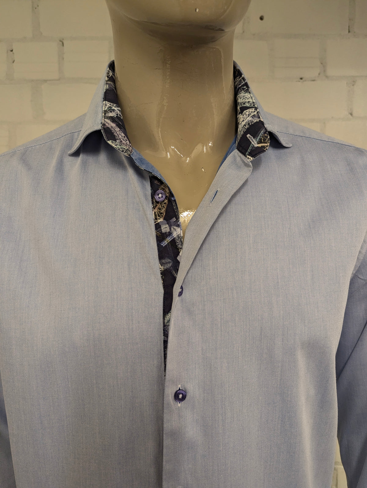 Cia Ragazzi overhemd. Licht Blauw motief. Maat L.