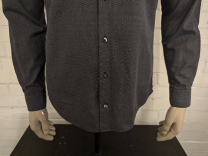 Strellson overhemd. zwart Wit gestippeld motief. Maat M. slim fit.