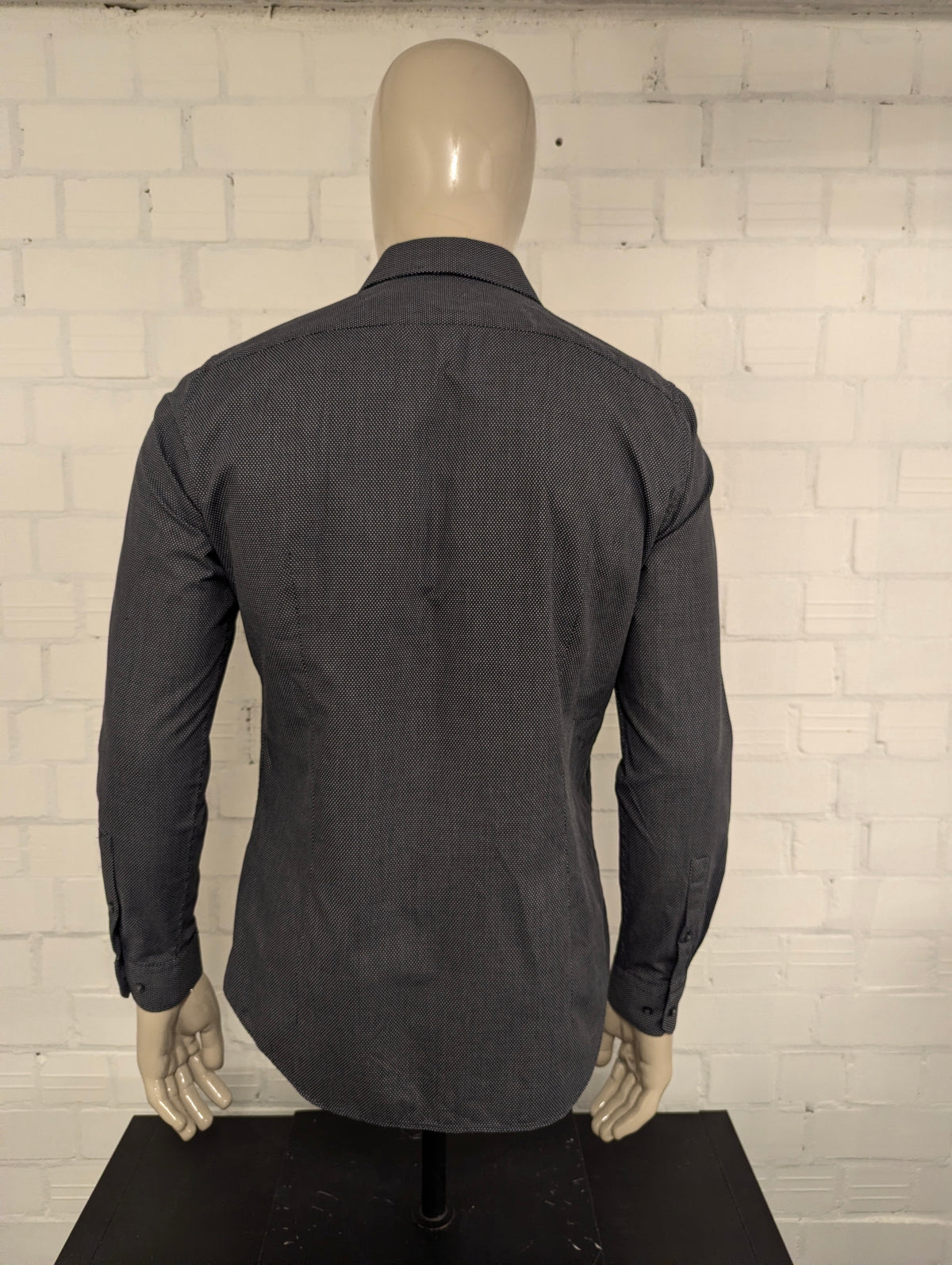 Strellson overhemd. zwart Wit gestippeld motief. Maat M. slim fit.