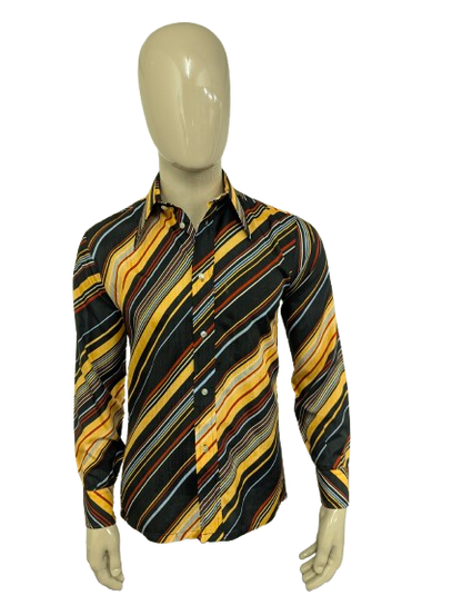 Vintage 70's overhemd met puntkraag. Geel Rood Zwart Grijs gestreept. Maat M. #729.