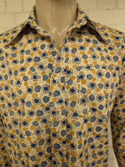 Vintage 70's 100.000 Chemises overhemd met puntkraag. Mosterd Geel Blauw Beige print. Maat L.