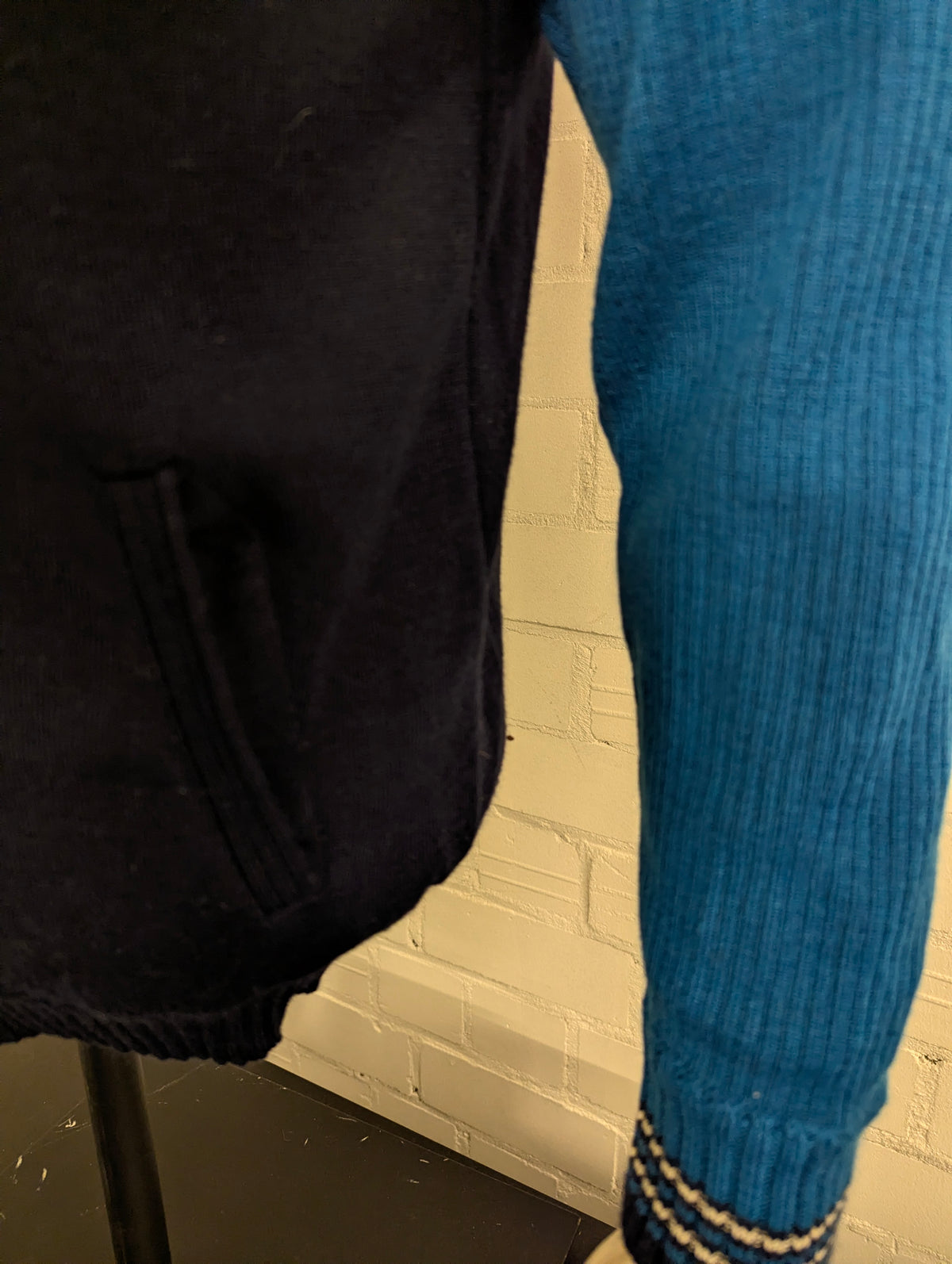 Monte Carlo Wollen vest. Blauw Grijs Wit gekleurd. Maat L.