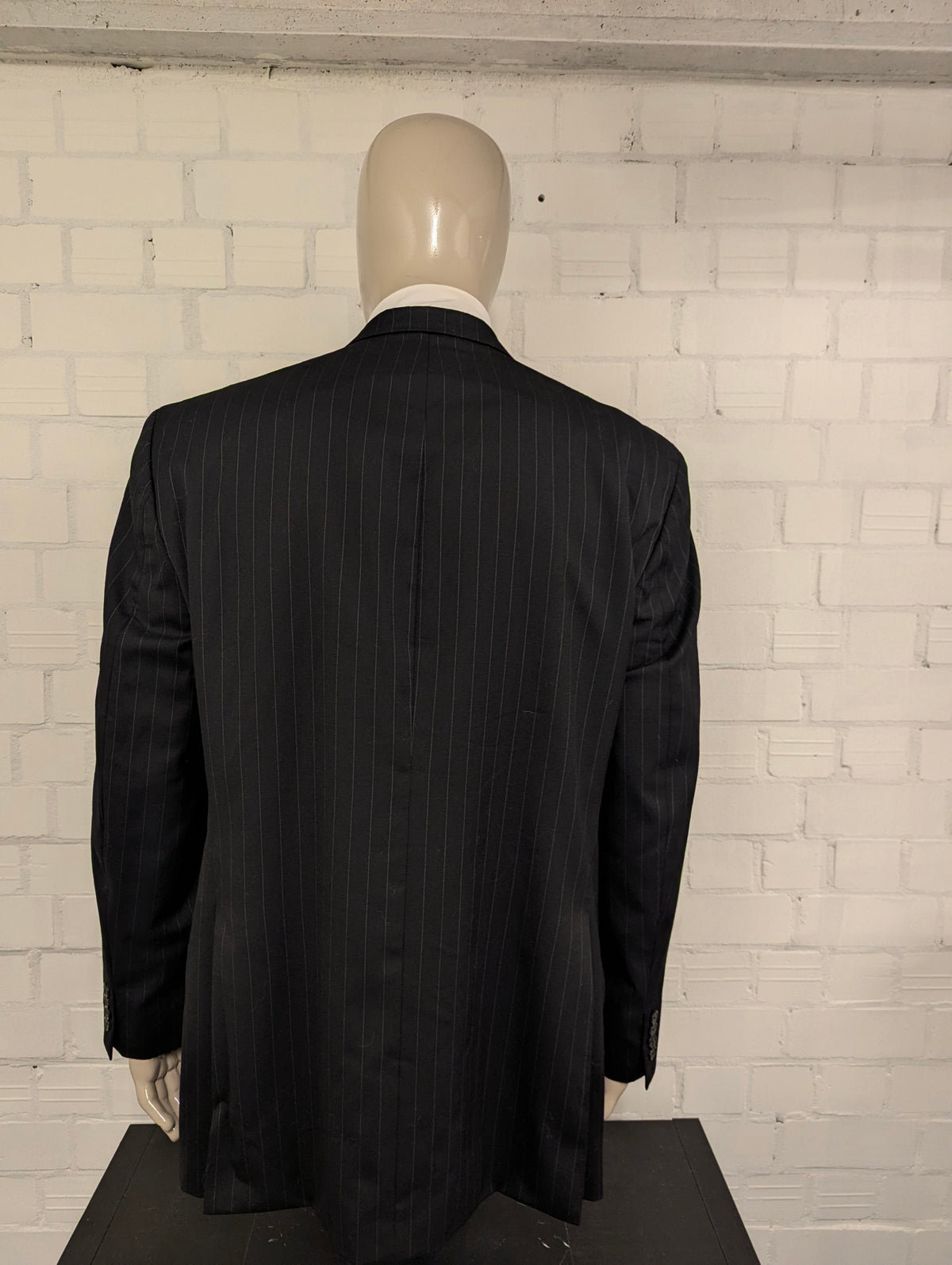 Chaps colbert. Zwart Grijze kruitstreep. Maat 56 / XL. #837.