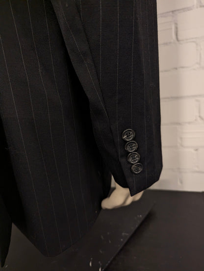 Chaps colbert. Zwart Grijze kruitstreep. Maat 56 / XL. #837.
