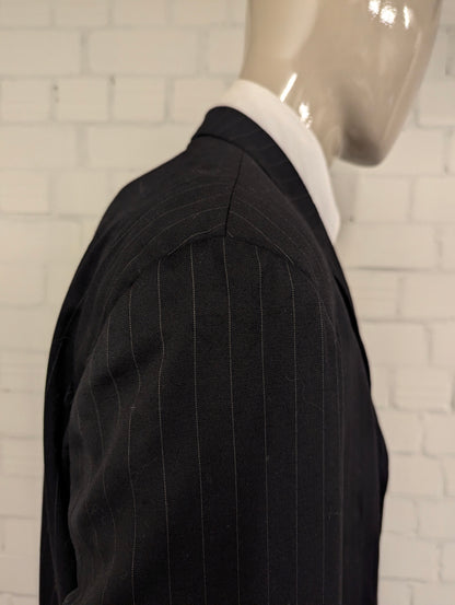 Chaps colbert. Zwart Grijze kruitstreep. Maat 56 / XL. #837.