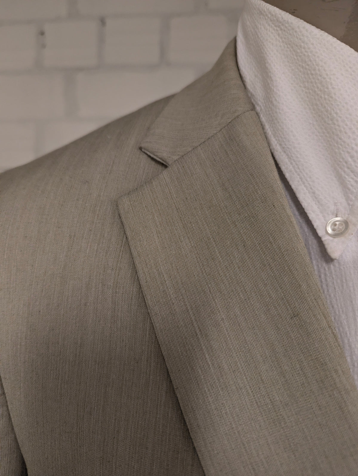 Chaps colbert. Beige gemêleerd. Maat 52 / L.