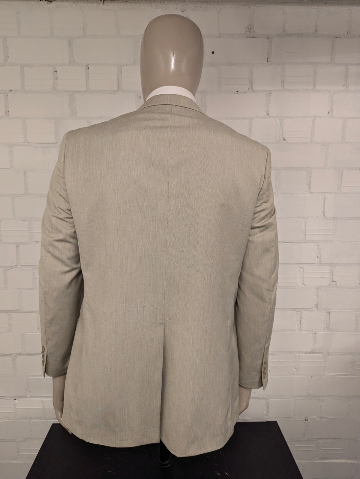 Chaps colbert. Beige gemêleerd. Maat 52 / L.