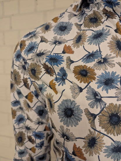 R2 Amsterdam overhemd. Blauw Bruine Bloemen print. Maat M.